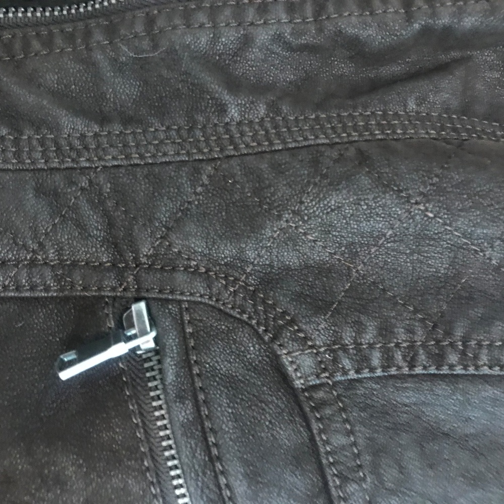 Faux leather jacket - Picture 3 of 4